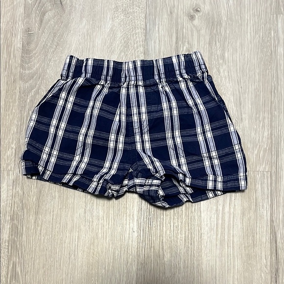 4 for $20 Plaid Kids Shorts in Navy and White - Picture 1 of 1